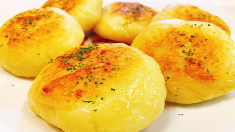 混ぜて焼くだけで超美味しい♪『ポテトもち』チーズがとろーり！いももちの作り方！悪魔的な旨さ【時短料理研究♪あいこチャンネル】