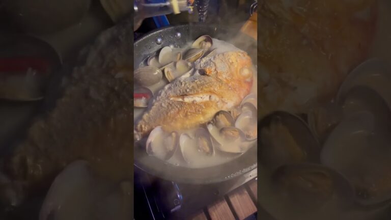 キャンプ飯を豪華に！アクアパッツァ　#shorts #キャンプ飯 #アクアパッツァ