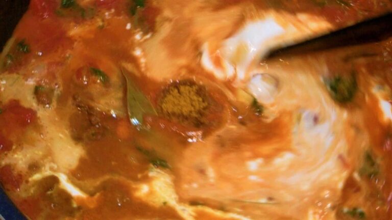 シーフードトマトカレー作った！ココナッツミルク入り☆エスニックインドベトナムカレー