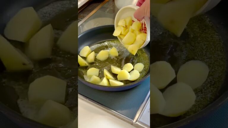 家族が大満足！ジャーマンポテトチーズ🫰#ワンパンレシピ #簡単レシピ #じゃがいも