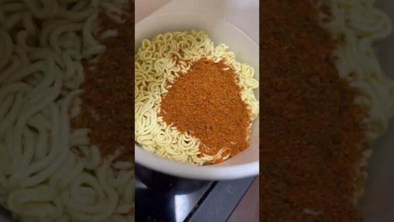 韓国農心　辛ラーメンとユッケジャンラーメンを食べ比べてみた한국 농심의 신라면과 유케장라면을 먹어 비교해 보았다