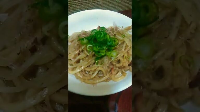 100円以下でできる、もやし焼きうどん！#節約レシピ#shorts