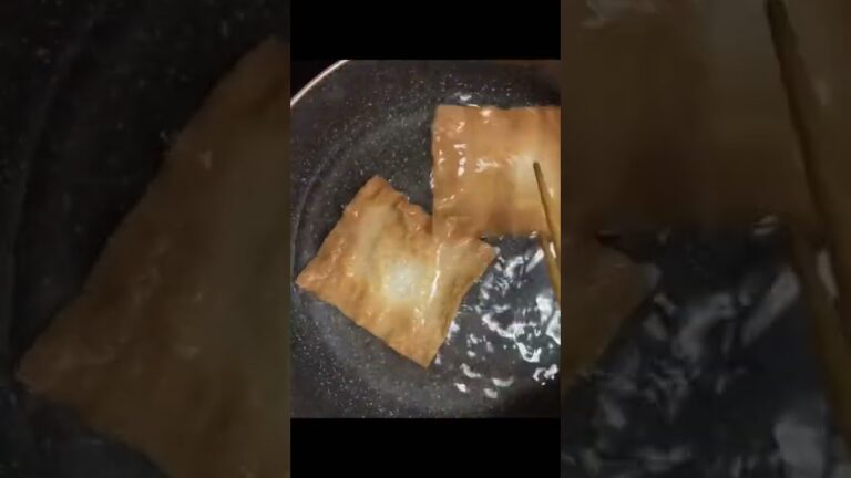 ワンタンの皮揚げます#short #手抜き料理 #おつまみ