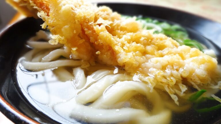 揚げ立てサクサクちくわ天が出汁に沁みて美味しすぎます!!何度も来たくなる讃岐うどんの名店【歌月】【香川県のおすすめ讃岐うどん】