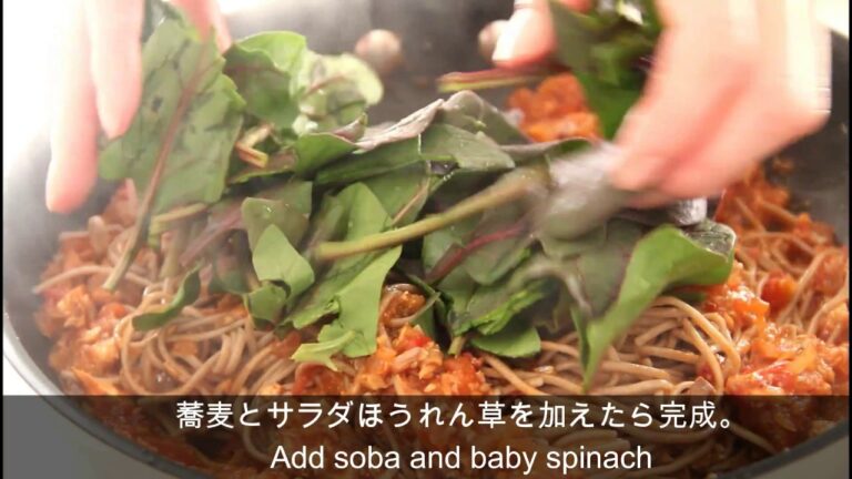 【レシピ動画】サラダほうれん草と和風トマトソースのSOBAパスタ　Spinach and Japanese style tomato sauce　SOBA pasta