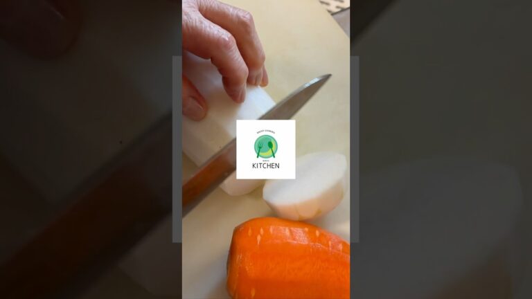 実家の母が作る根菜と鶏肉の煮物