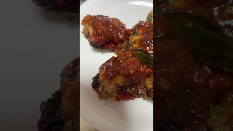 特製ソース　ピーマンの🫑鶏ミンチづめ　bell peppers cuisine