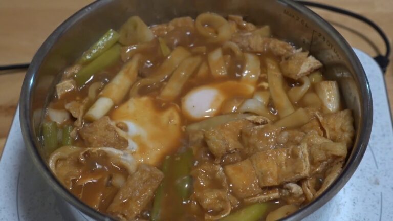 【簡単】一人味噌煮込みうどん【How to make Niso Nikomi Udon Noodle】