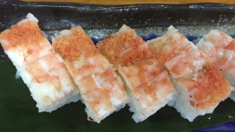 美味なる海老押し寿司　ランチ美人　ハーレー乗りの方が集まる　ハーレー乗りの聖地　紀の川鮨　ハーレーダビットソン