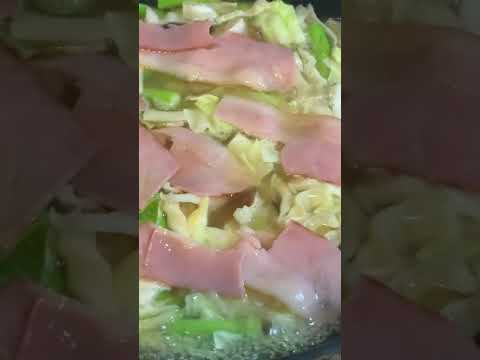 #テレワーク飯　#キャベツアスパラ鍋　#鍋キューブ鶏だしうま塩　#コンソメ　#われ葉しいたけ