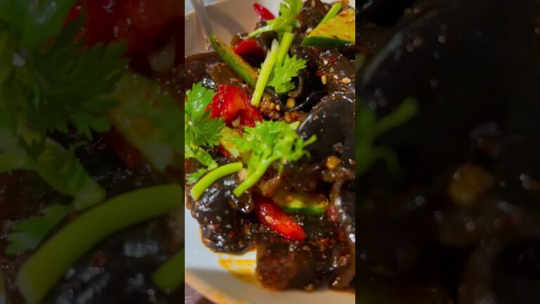 四川風きくらげの和え物スクロール Sctolling Szechuan style kikurage mushroom salad