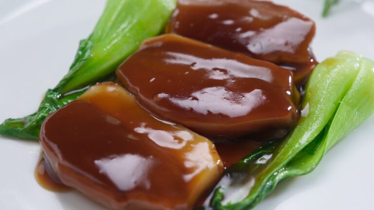 千葉県産「黒鮑薄切り自家製オイスターソース煮込み」