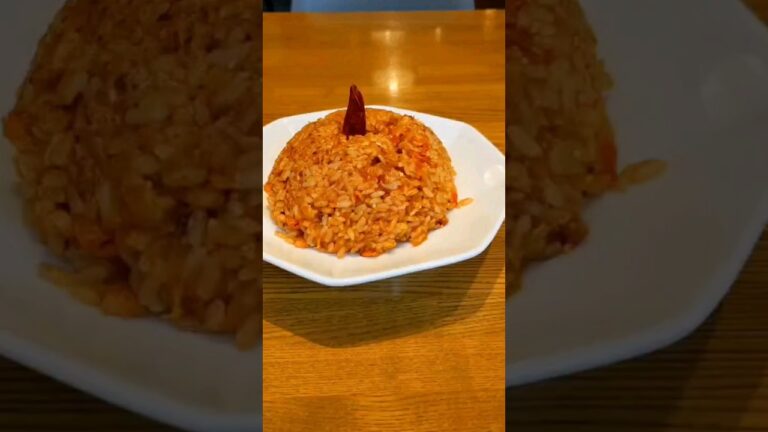 「辛炒飯RED」福岡市東区箱崎 “中華バル あおいくま” 旨辛でレンゲが進む無限チャーハン！ #shorts