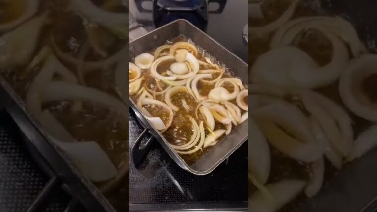 卵焼きフライパンで作る香ばしいトロトロ親子丼