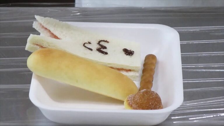 こいのぼりサンドの作り方1mp4（わかば保育園）