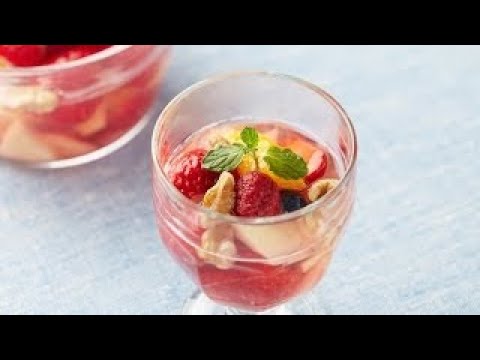 いちごたっぷり マチェドニア風のレシピ　|　料理サプリ