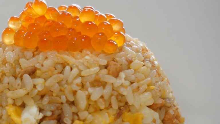 毎日炒飯5日目！【鮭イクラ炒飯】をつくってみた！感動するくらい美味しかった！！