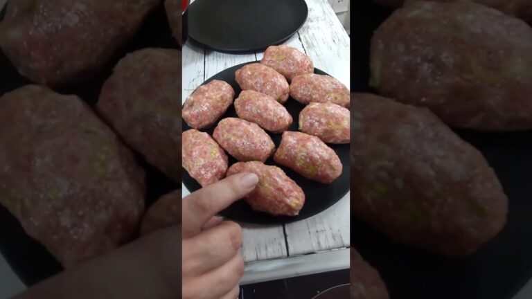 手作り「メンチカツ」キャベツたっぷり、肉汁たっぷり。 #気楽にクック #吃音 #簡単レシピ #ひき肉レシピ #メンチカツ