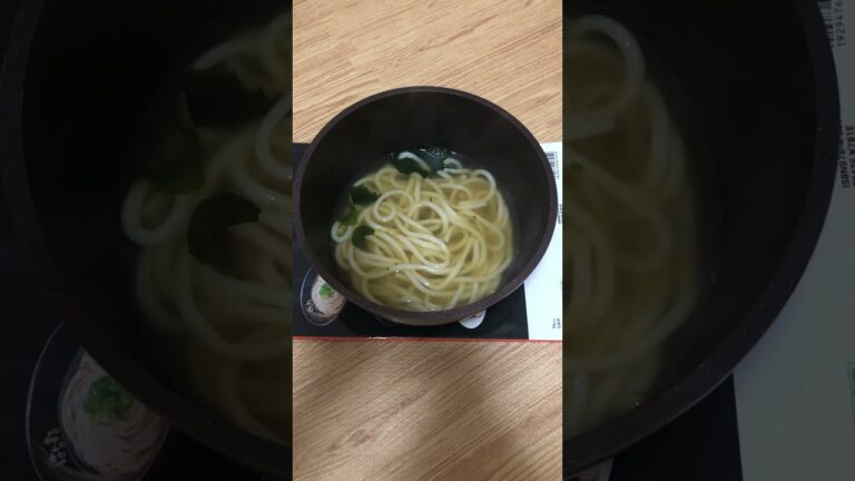 わかめうどん　おやつ　シンプルにうまい