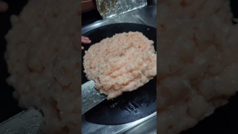 【料理】食感がクセになる俺の鶏団子スープ。#簡単料理 #shorts_ #shorts