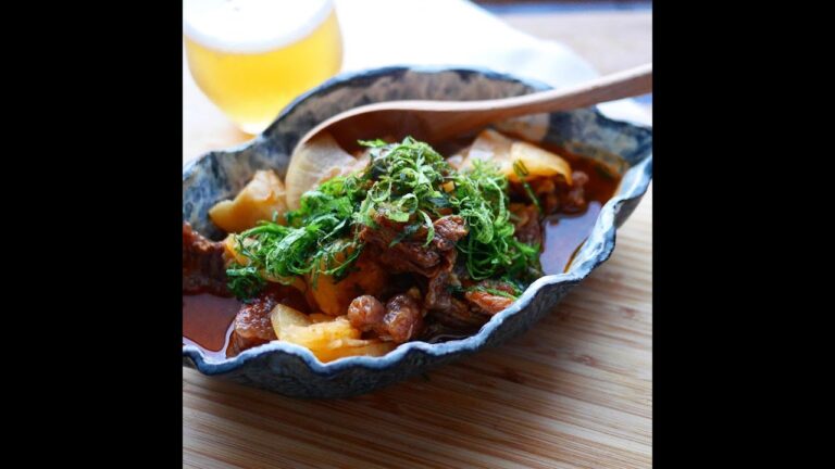 圧力鍋で時短簡単牛すじと大根のコチュジャン煮