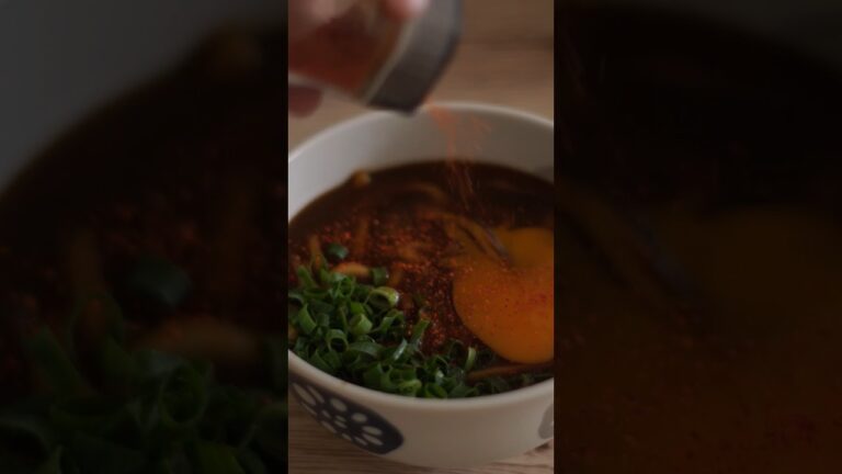 100均カレーと33円のうどんで和風カレーうどん🍜をつくっていくよ！　#japanesefood #japan #ramen #udon #carry #asmr #レシピ