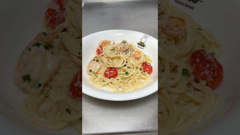 エビクリームチーズパスタ。 #かんたんレシピ #うちのごはん #パスタ #クリームチーズ#えび #spaghetti