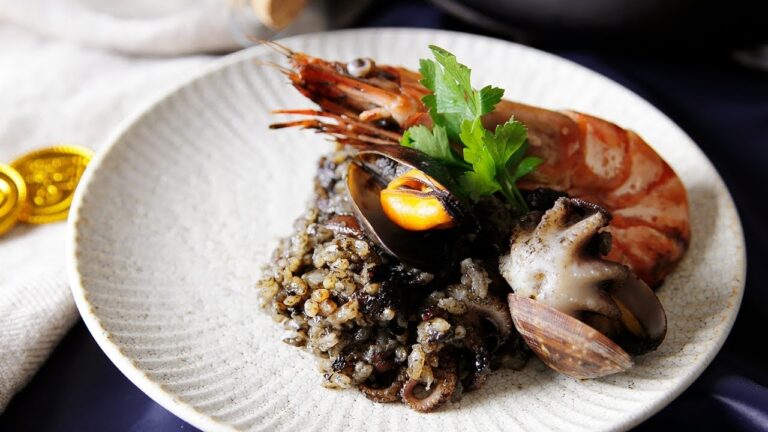 イカスミパエリア🦑🖤【海の旨味たっぷり🌊】