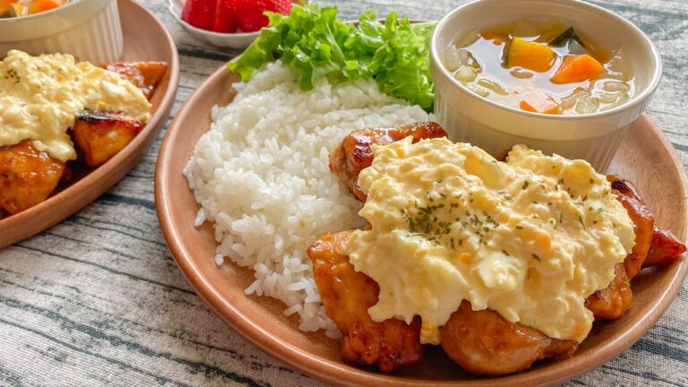 妻と娘にモテたい男が作る昼ごはん【塩麹チキン南蛮、ファイトケミカルスープ】