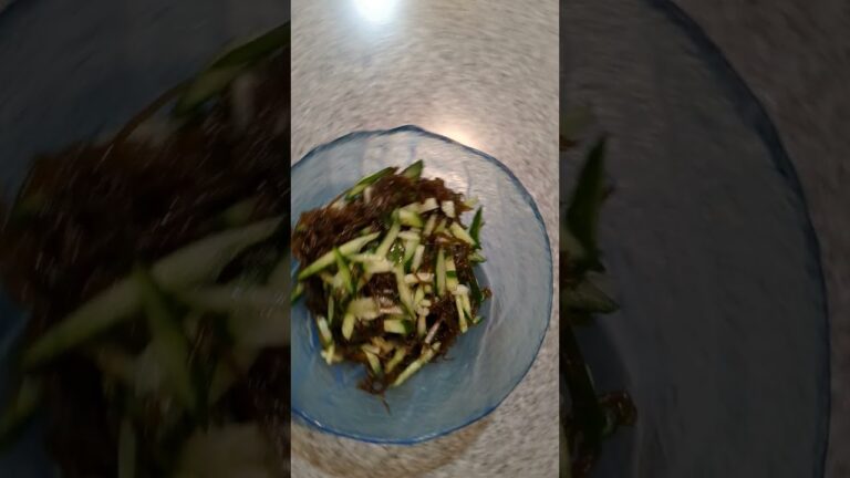 ＠いつものモズク､ぽん酢ワサビが美味い