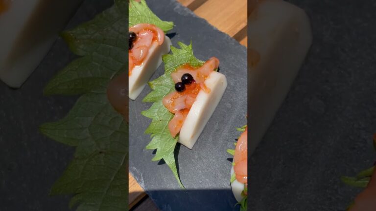 【キャンプ飯】切って挟むだけの絶品おつまみ。　#shorts #キャンプ飯 #おつまみ