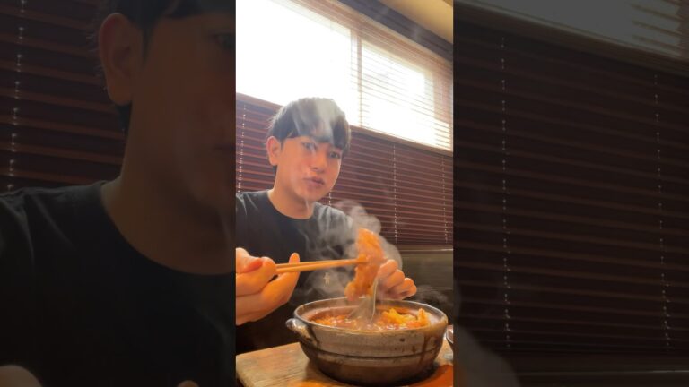 一度食べたら忘れられん味噌煮込みうどん