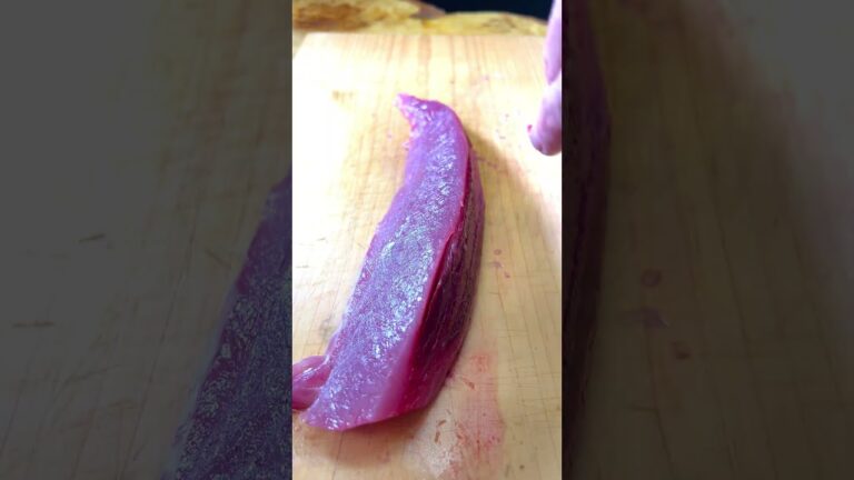 ヨコワをさばいて刺身で食べるぜ #shorts