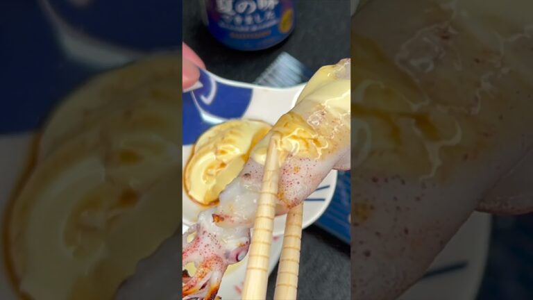 300円おつまみ！深夜に炙ったイカをマヨネーズにどっぷりつけてかぶりつく最高の癒し時間！ぼっち飯！簡単おつまみで幸せ夫婦晩酌　簡単レシピ＃asmr #イカ焼き #炉端焼き #shorts