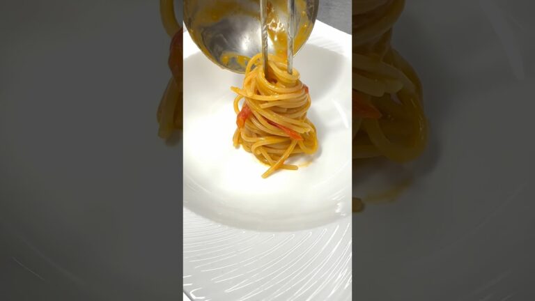 カレートマトクリームパスタ🍝 #cooking 🍛#pasta #shorts