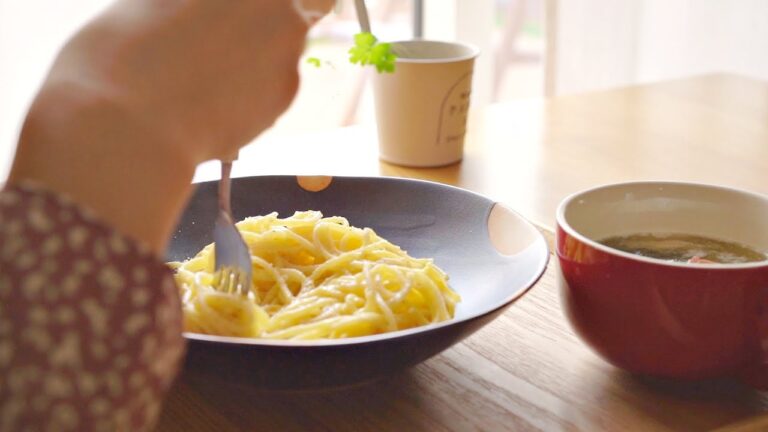 お鍋ひとつで、簡単コーンスープパスタ【ひとりランチ】