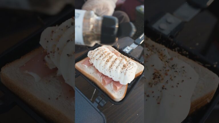 【ジムニーキャンプ】チーズをたっぷり入れた生ハムと蜂蜜を使ったホットサンド