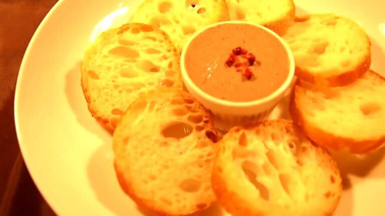 スパークリングワインに抜群の相性！やんばる島鶏の白レバーペースト！