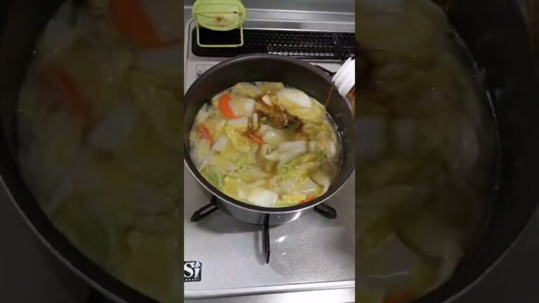 【自炊3年目の40秒料理日記】割引の太麺であんかけ焼きそば作った記録('∇')【一人暮らしvlog】#shorts