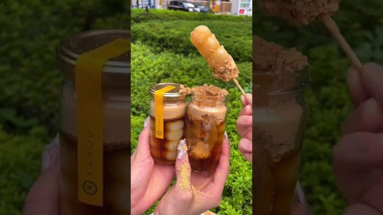 100%きな粉がこぼれるみたらし団子part2！京都の和菓子屋さんで見つけた🍡 #京都グルメ