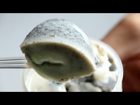 【ローソン】ヘルシー！黒ごま豆腐プリンを食べる人。