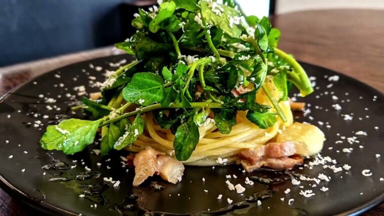 シェフが教える！オイル系パスタを劇的に美味しく作るテクニック・コツ【自家製パンチェッタとクレソンのスパゲティ】