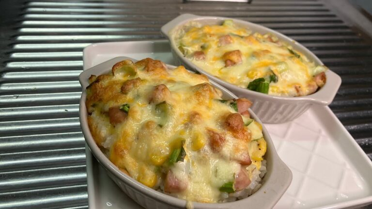 トワが借りてきたレシピ本から作るコーンクリームドリア