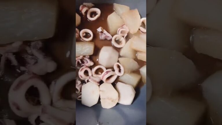 料理動画です。イカと里芋と大根の煮物です。これは味が染みて美味しいですよ。 #shorts