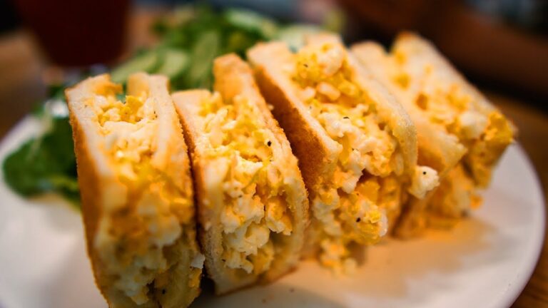 簡単すぎるタマゴサンド１人分。