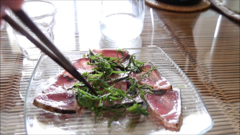 カツオのカルパッチョと冷酒