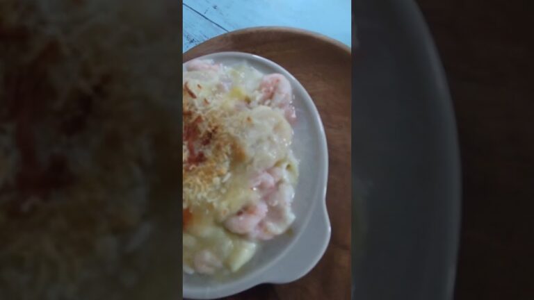 エビグラタン。グラタンソースから作りました。黄金比率でかなり美味いのが出来ました。#気楽にクック #簡単レシピ #吃音 #料理 #エビグラタン ＃グラタン