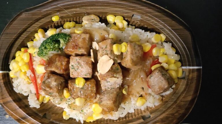 【孤独な食レポ】ライフの『サイコロステーキのガーリックライス』飯テロレビュー【ぼっち飯】