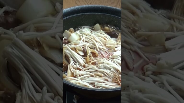 焼肉屋の肉々しいスジ🍖を使った牛すじ煮込みで「牛すじ肉豆腐」を作りました。 #shorts