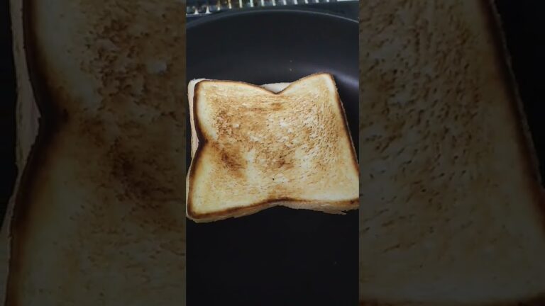 フライパンでホットサンド